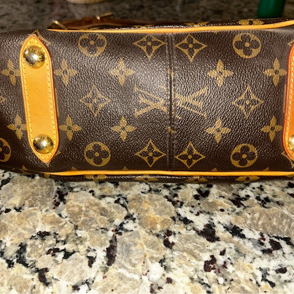 Louis Vuitton Brown and Gold Monogram Bag - Picture 2 of 6